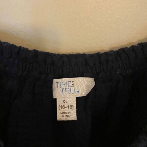 Time and Tru XL 100% Cotton Navy Blue Short Sleeve Blouse - Picture 3 of 8